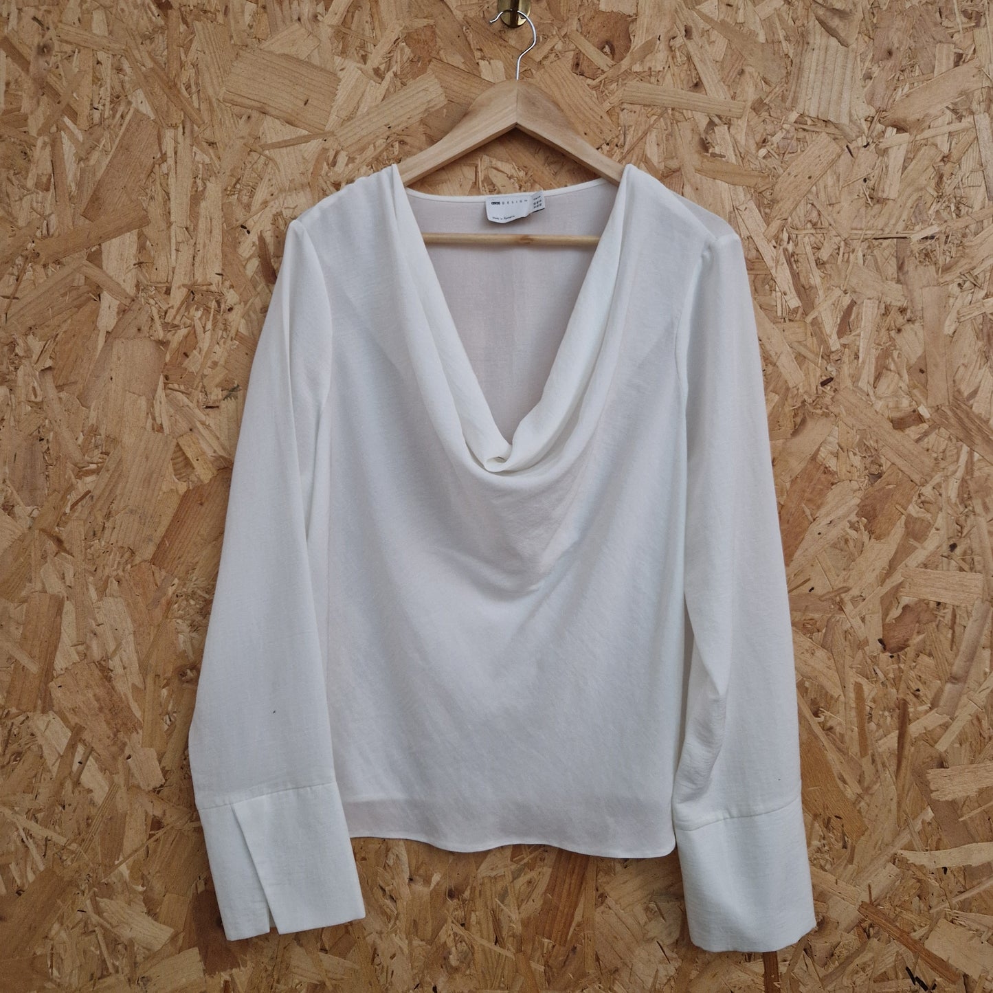 Preloved ASOS Design Cowl Neck Long Sleeve Blouse Size 20