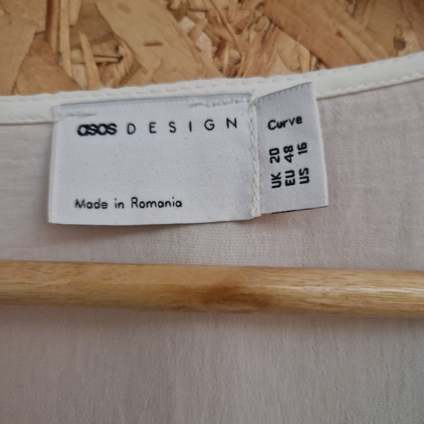 Preloved ASOS Design Cowl Neck Long Sleeve Blouse Size 20