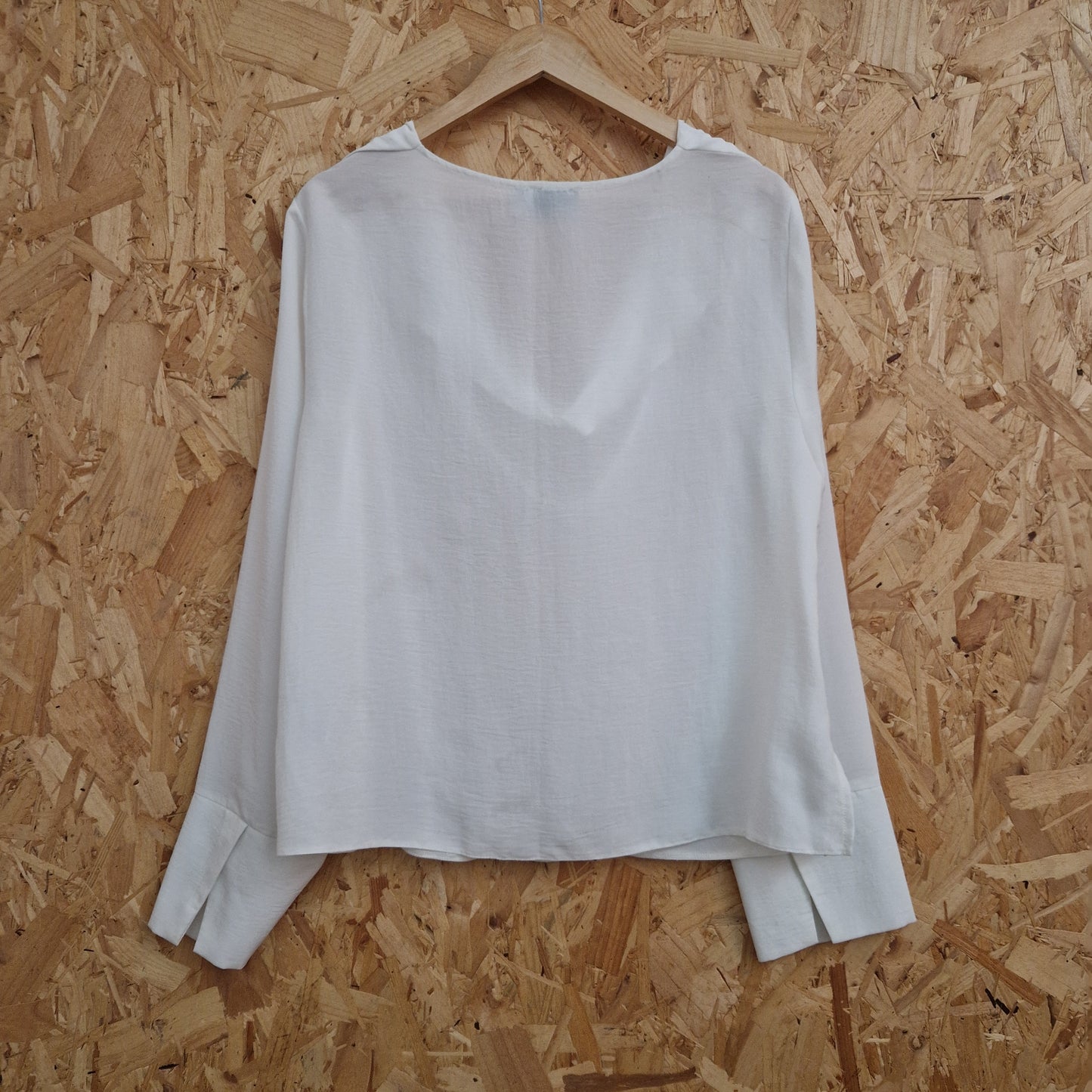 Preloved ASOS Design Cowl Neck Long Sleeve Blouse Size 20