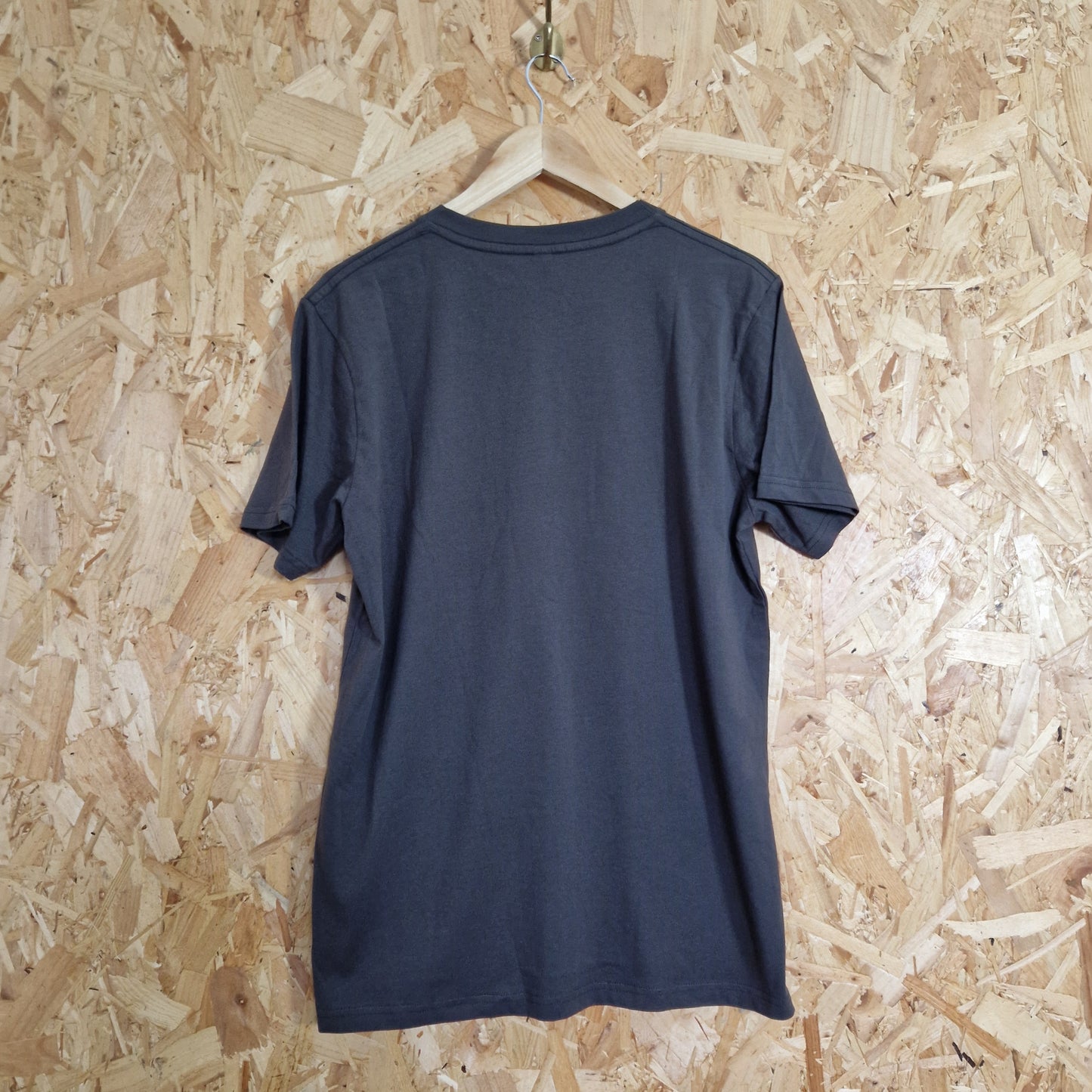 Preloved Earth Positive Logo Printed T-Shirt Size Medium