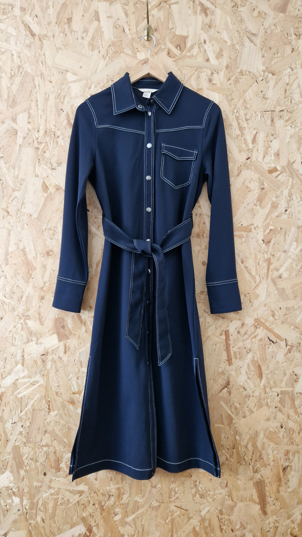 Preloved H&M Contrast Stitch Popper Detail Shirtdress Size Medium