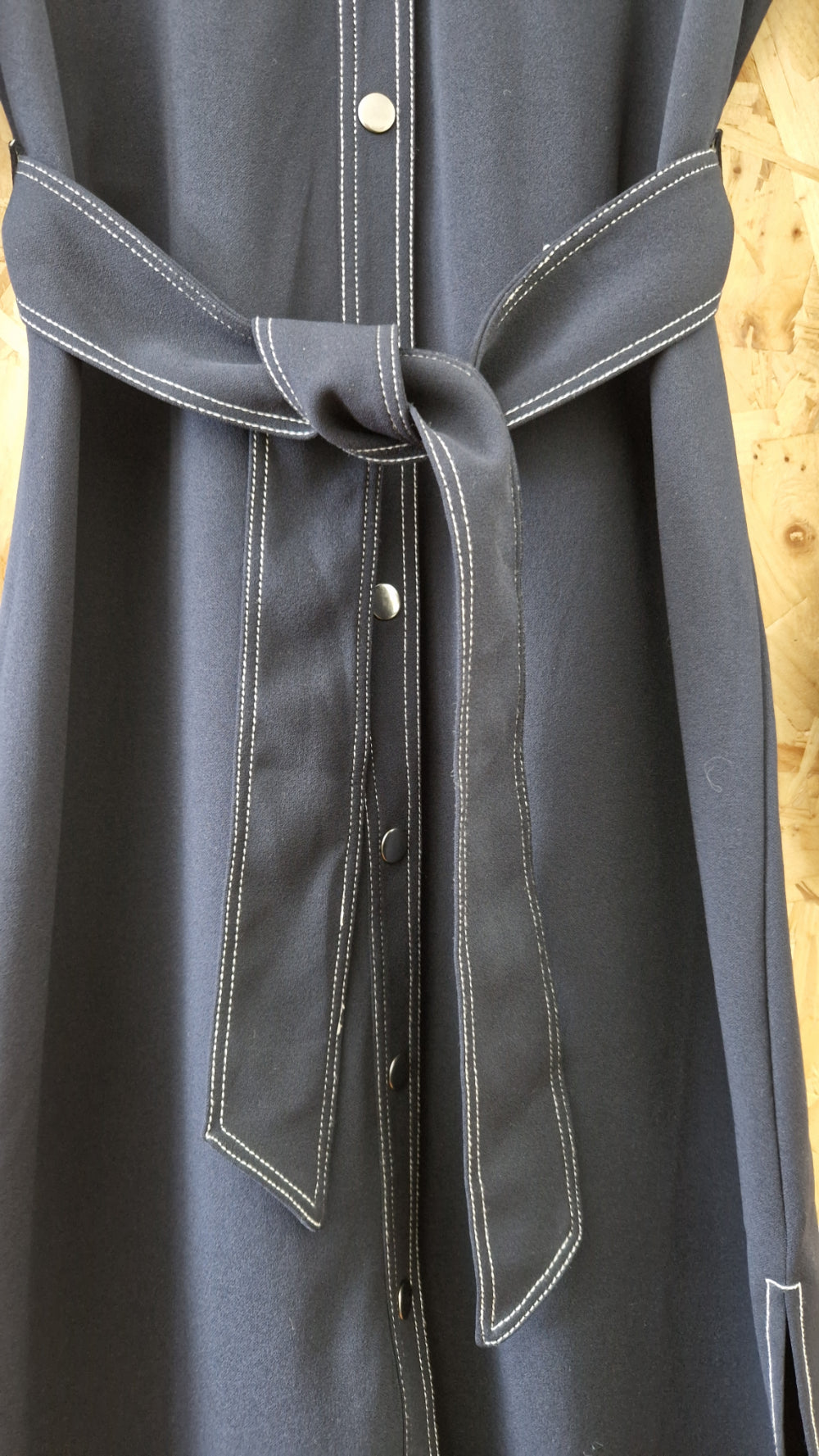 Preloved H&M Contrast Stitch Popper Detail Shirtdress Size Medium